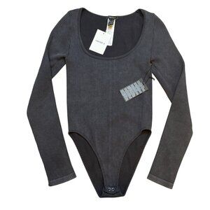 Forever21 Long Sleeve Ribbed‎ Bodysuit Scoop Neck Size S NWT